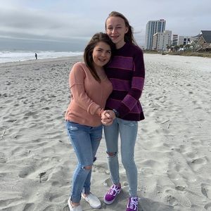 Meet your Posher, Abby